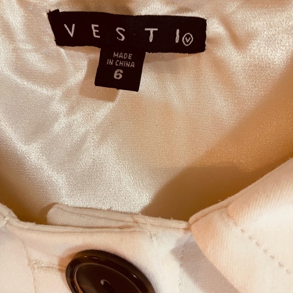 Vesti Jacket - Picture 5 of 6